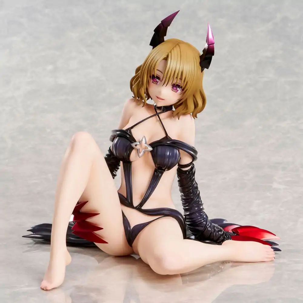 To Love-Ru Darkness Risa Momioka Darkness Ver. PVC szobor figura 15 cm termékfotó