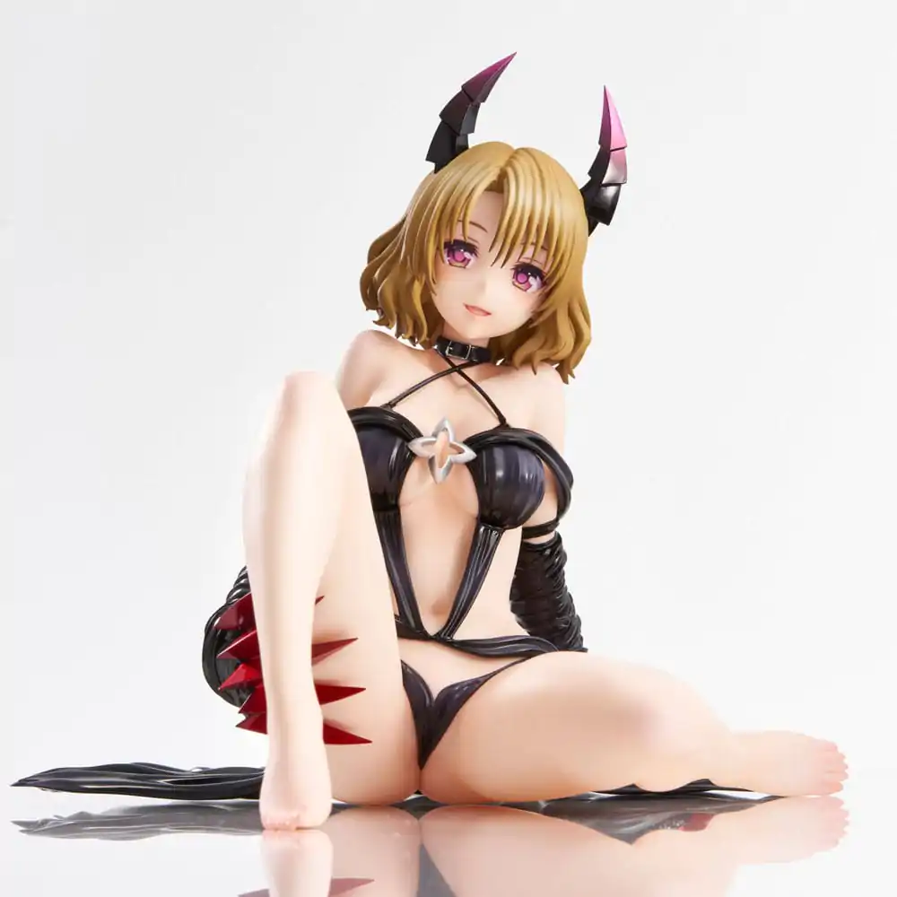 To Love-Ru Darkness Risa Momioka Darkness Ver. PVC szobor figura 15 cm termékfotó