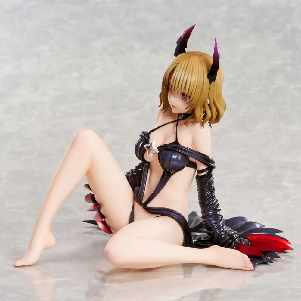 To Love-Ru Darkness Risa Momioka Darkness Ver. PVC szobor figura 15 cm termékfotó