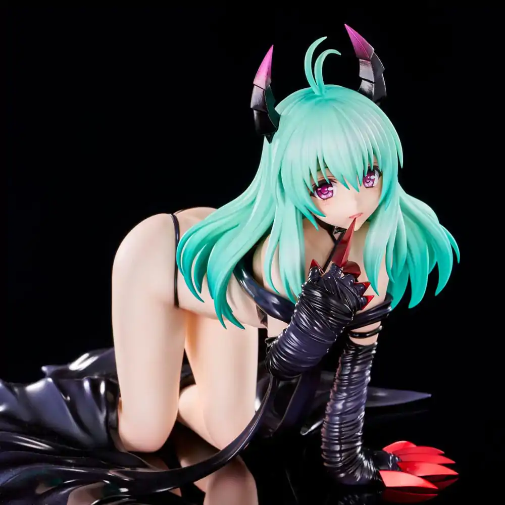 To Love-Ru Darkness Run Elsie Jewelria Darkness Ver. PVC szobor figura 13 cm termékfotó