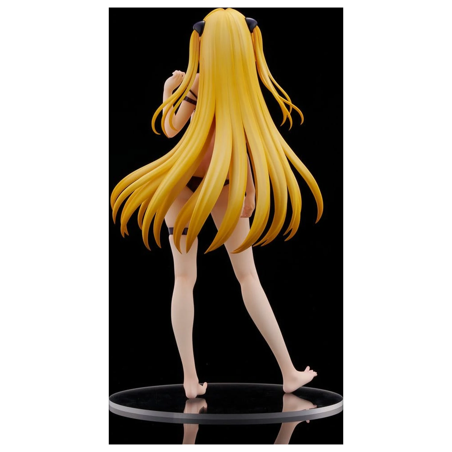 To Love Ru Darkness Swimsuit Series 1/4 Golden Darkness PVC figura 39 cm termékfotó