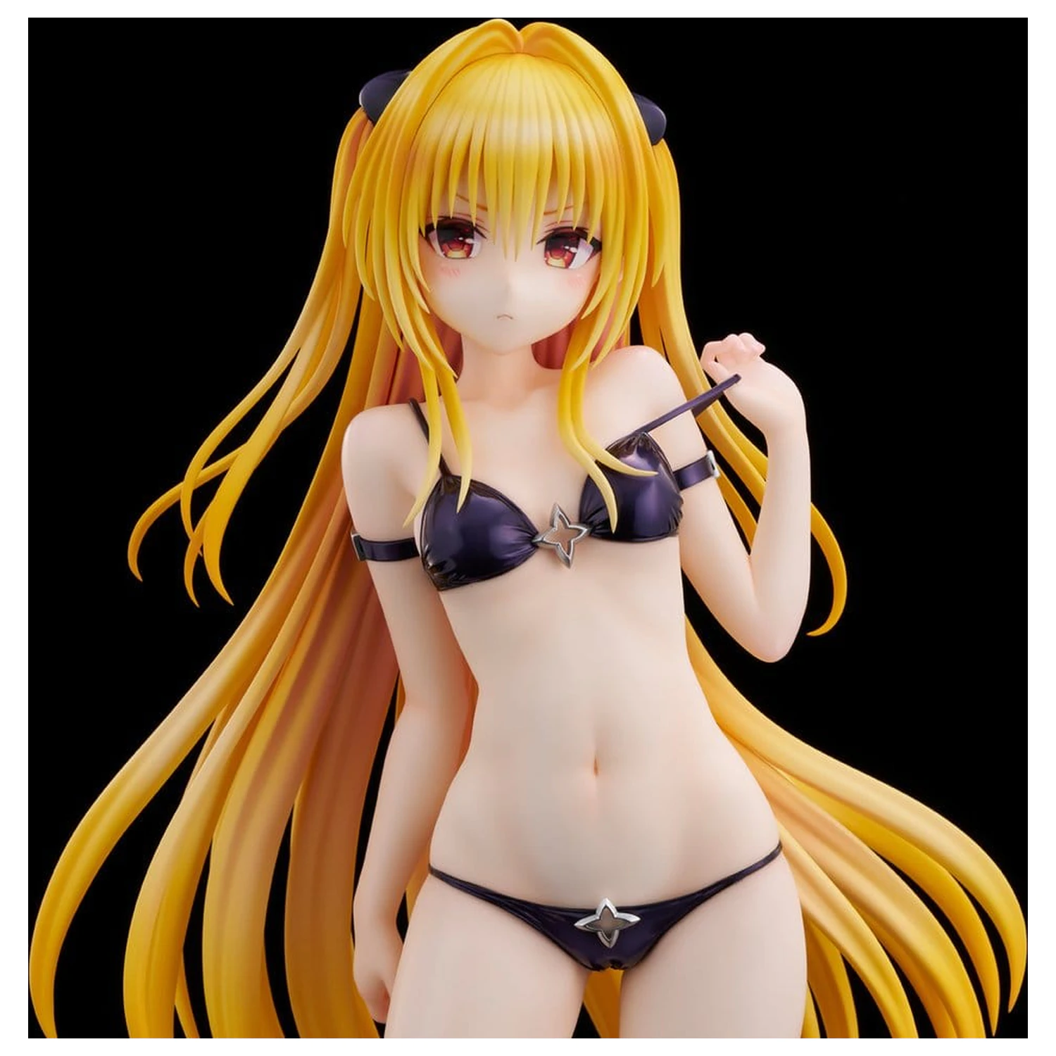 To Love Ru Darkness Swimsuit Series 1/4 Golden Darkness PVC figura 39 cm termékfotó