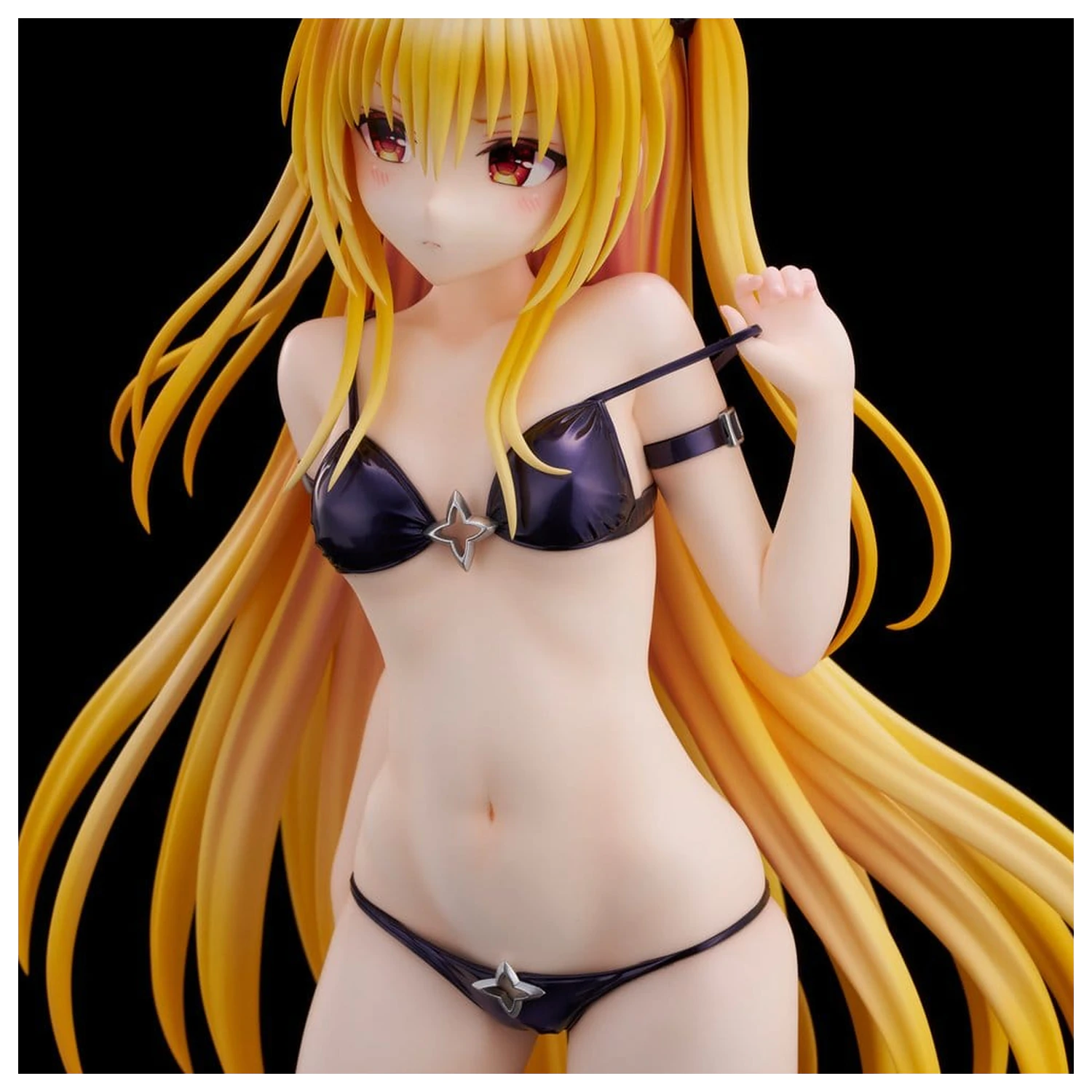 To Love Ru Darkness Swimsuit Series 1/4 Golden Darkness PVC figura 39 cm termékfotó