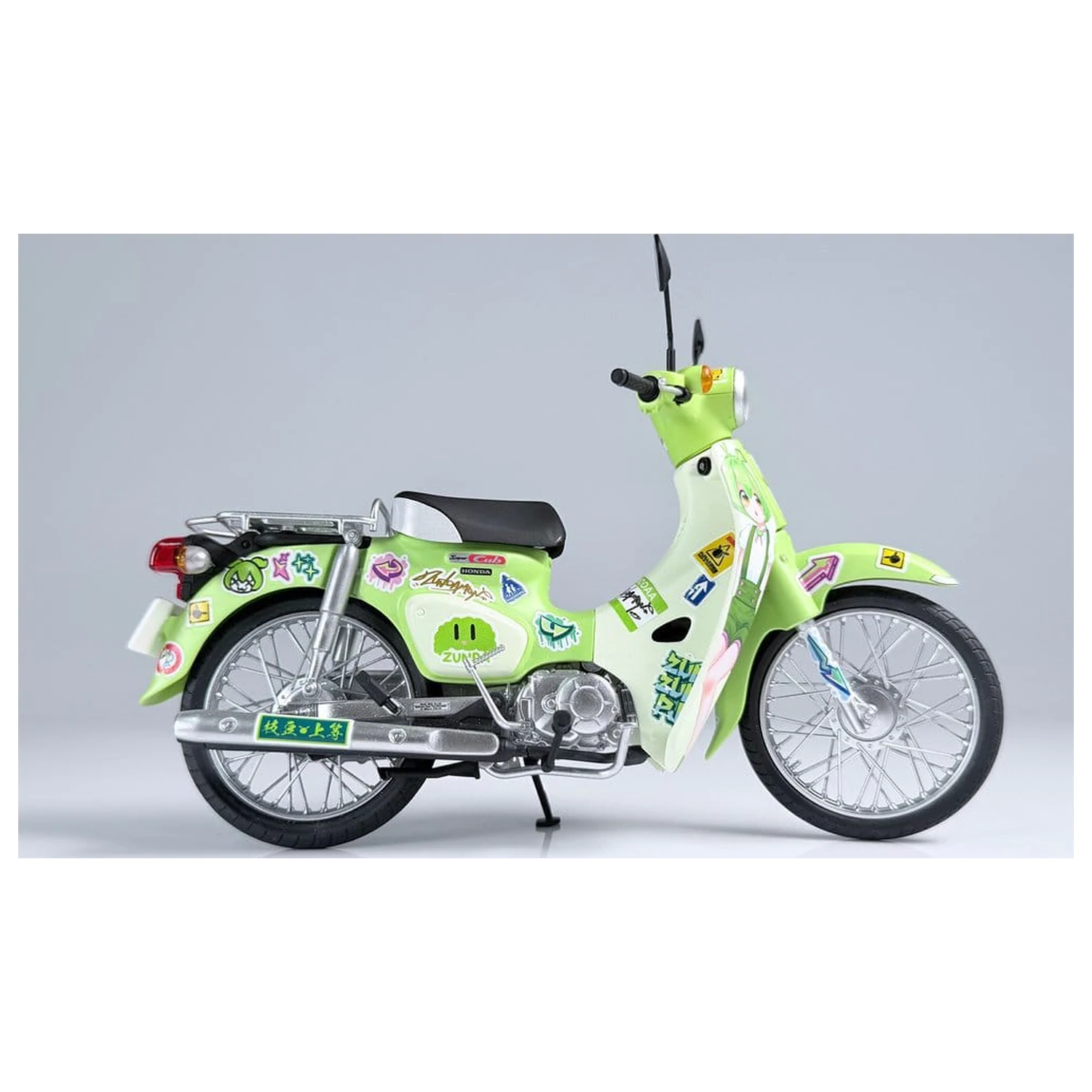 Tohoku Zunko/Zundamon Project 1/12 Honda Super Cub Zundamon Edition Műanyag modell készlet 11 cm termékfotó