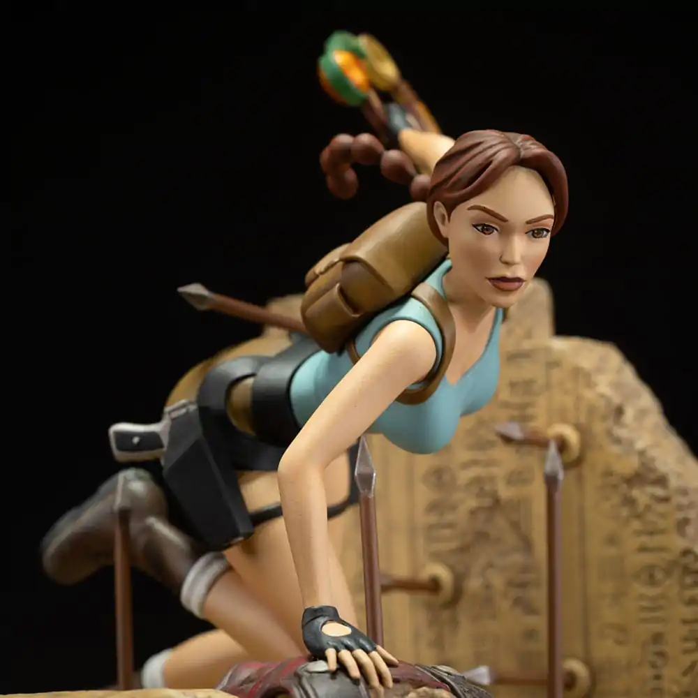 Tomb Raider 1996 Lara Croft Classic Era PVC szobor figura 17 cm termékfotó