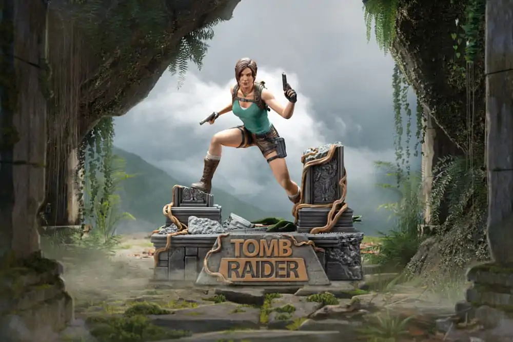 Tomb Raider Lara Croft PVC szobor figura 24 cm termékfotó