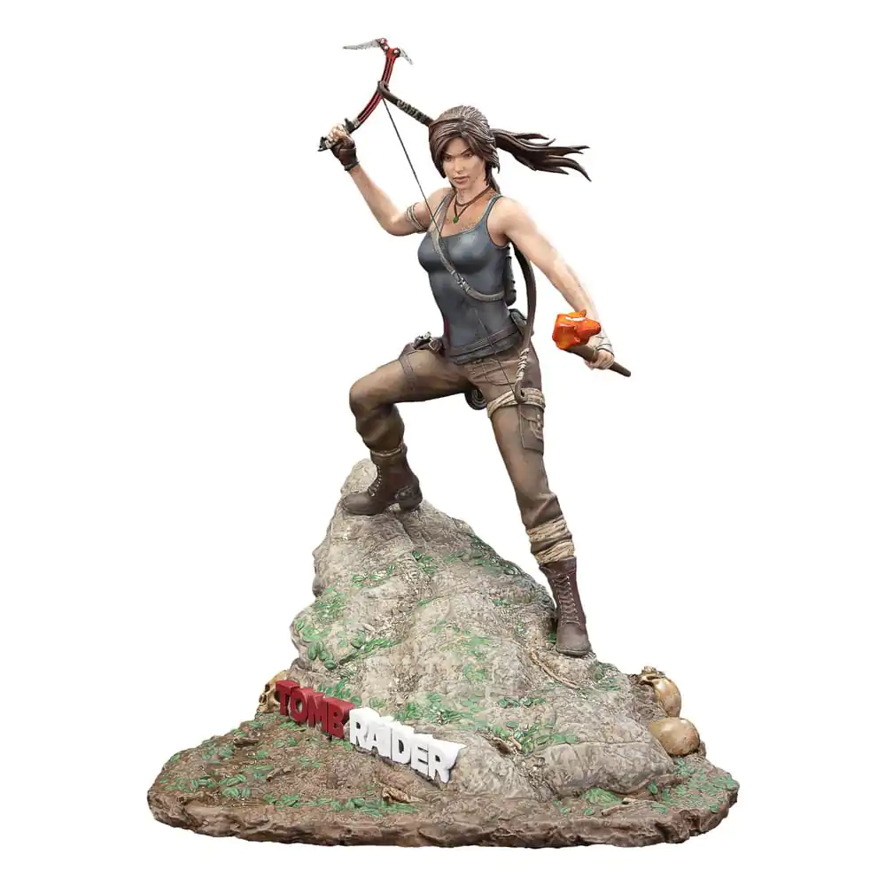 Tomb Raider Lara Croft Survivor Era PVC szobor figura 33 cm termékfotó