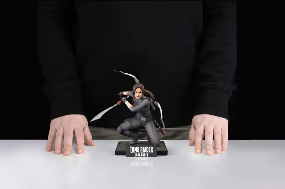 Tomb Raider The Legend of Lara Croft PVC szobor figura 19 cm termékfotó