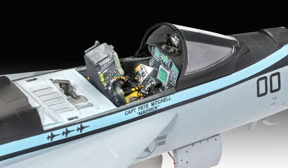 Top Gun: Maverick 1/48 Maverick´s F/A-18E Super Hornet modell készlet 38 cm termékfotó