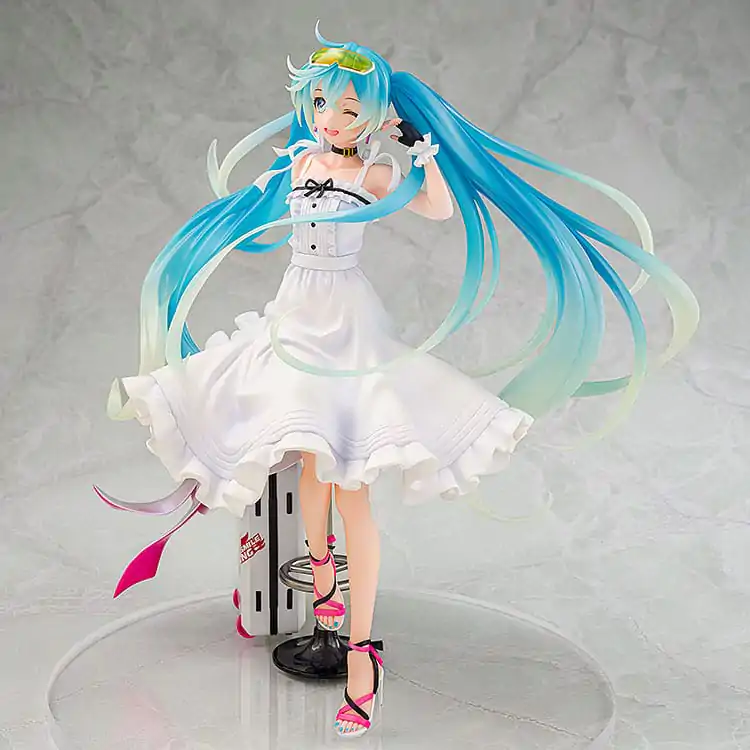 Hatsune Miku GT Project Original PVC Statue 1/7 Vacation Style Ver. PVC szobor figura 24 cm termékfotó