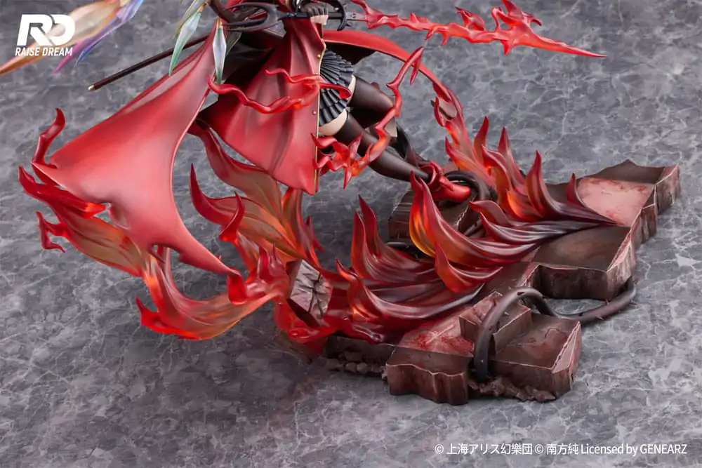 Touhou Project 1/6 Flandre Scarlet Military Uniform Ver. PVC szobor figura 27 cm termékfotó