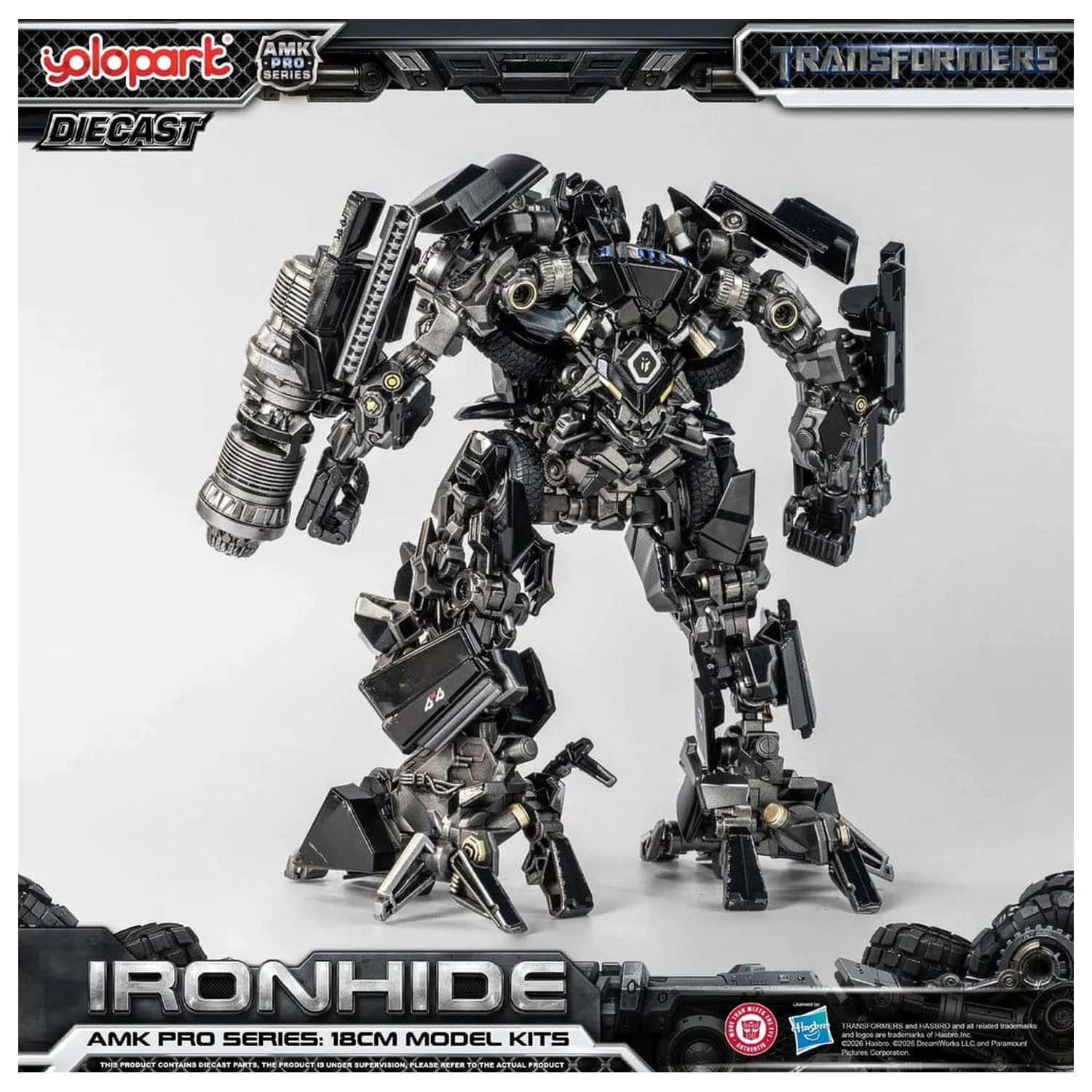 Transformers (2007) AMK PRO Series Ironhide  Műanyag modell készlet 18 cm termékfotó