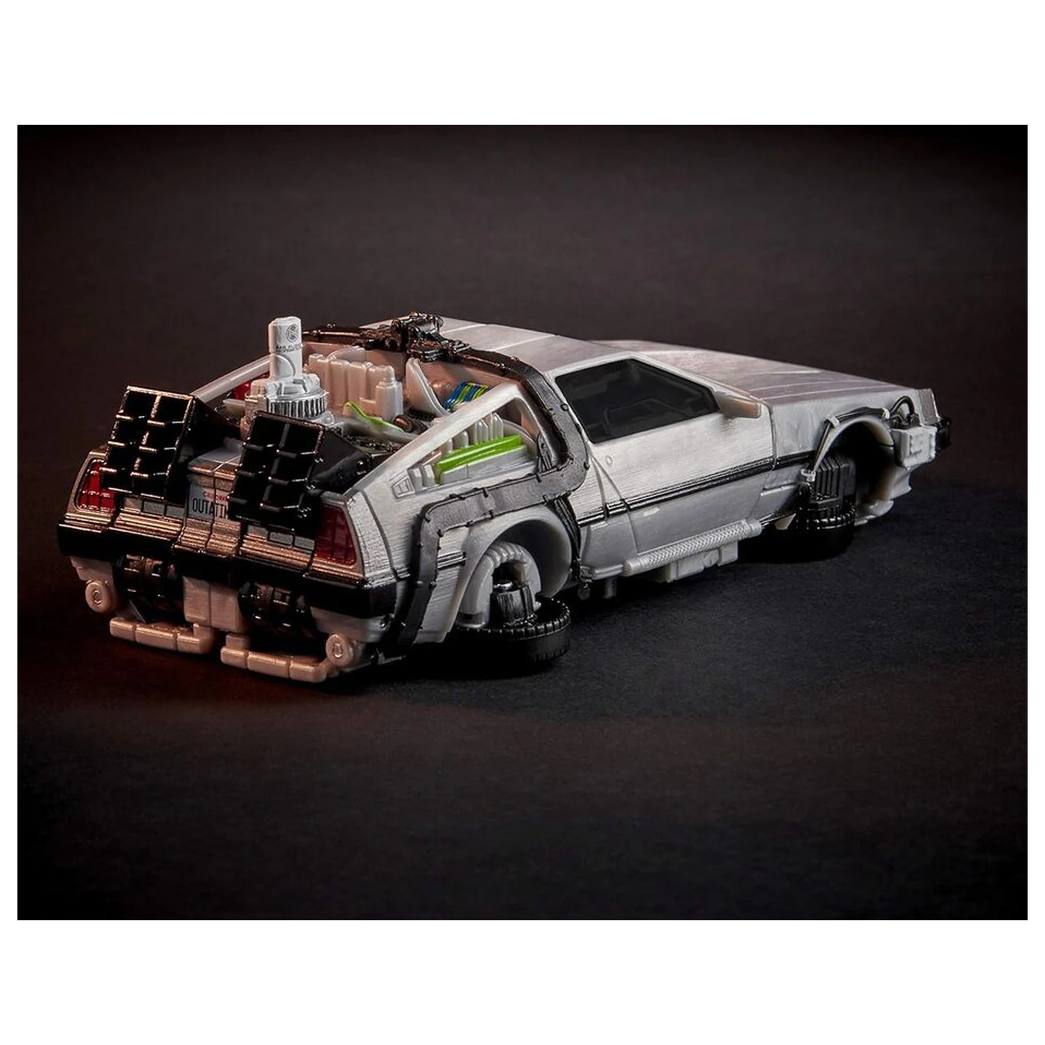 Transformers Back to the Future Delorean Gigawatt figura 14cm termékfotó