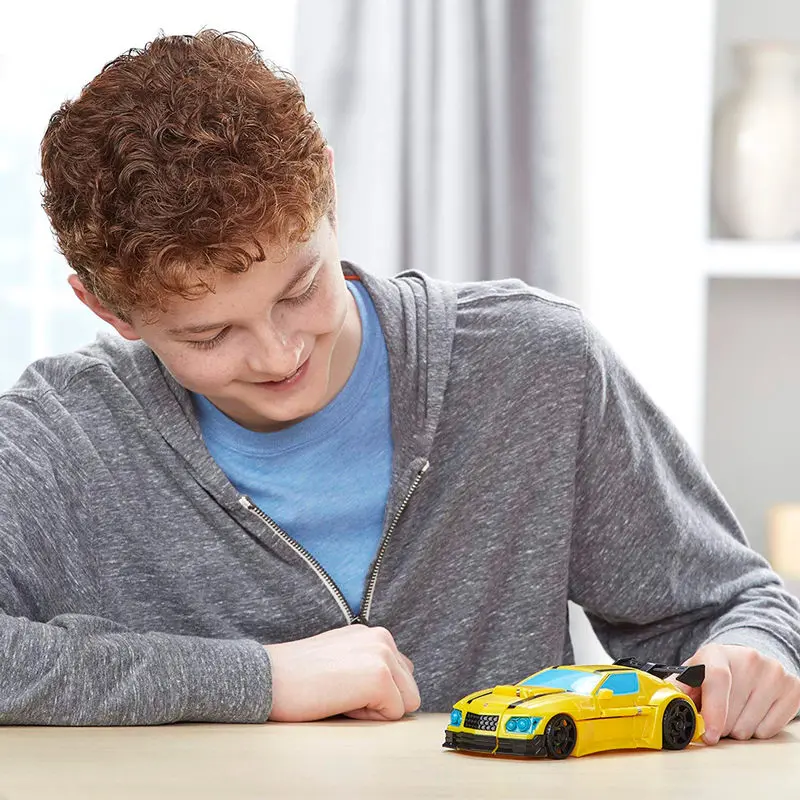 Transformers Cyberverse Ultra Bumblebee figura termékfotó