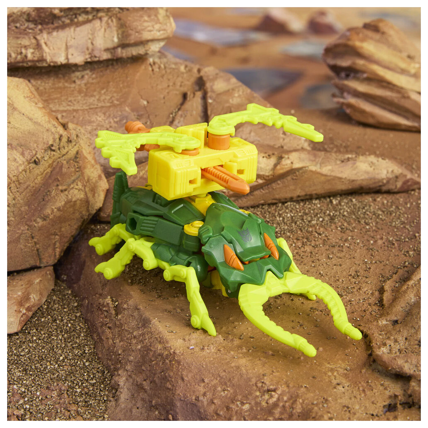 Transformers Cyberworld Chop Shop figura 10cm termékfotó