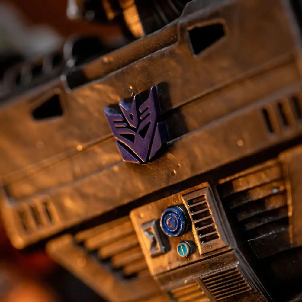Transformers Demi Art Scale 1/20 Megatron szobor figura 32 cm  termékfotó