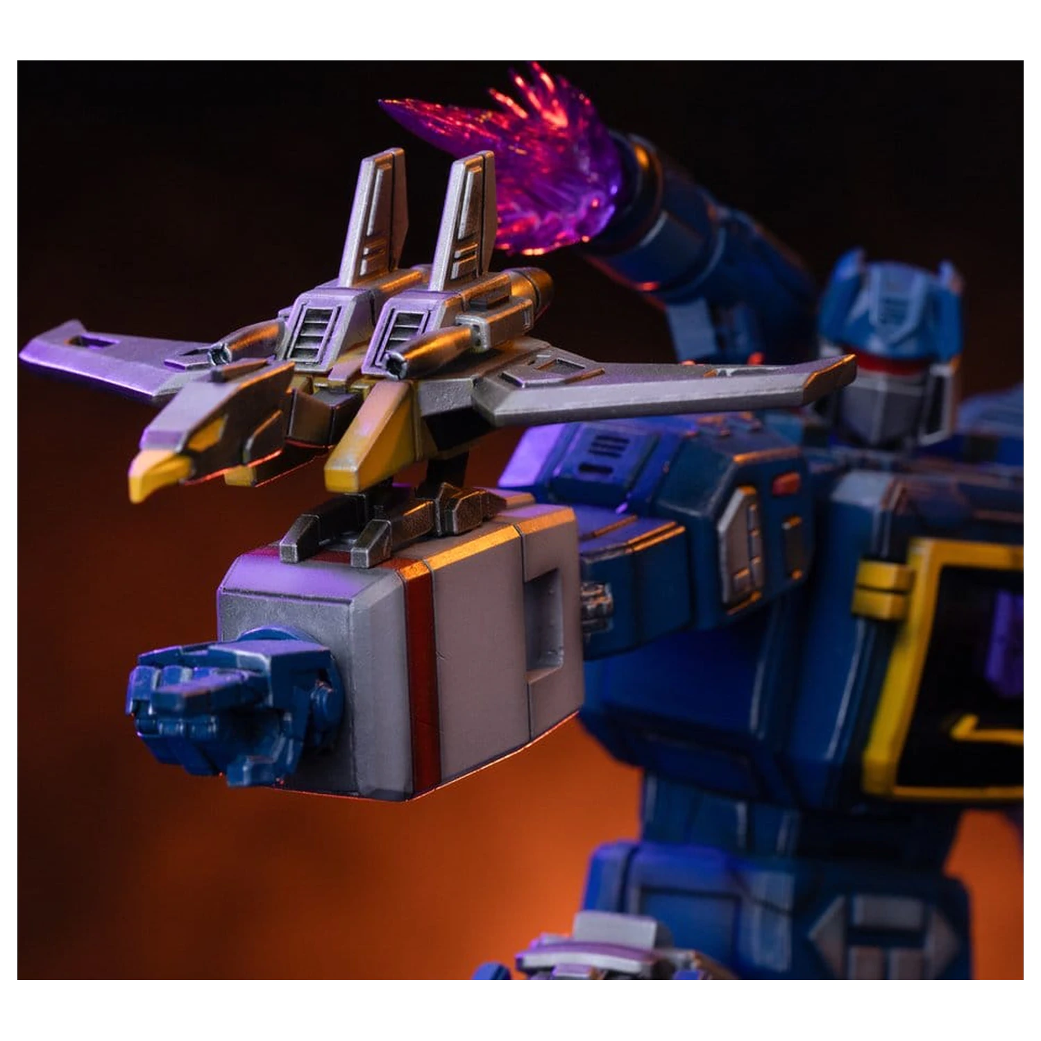 Transformers Demi Scale 1/20 Soundwave szobor figura 29 cm termékfotó