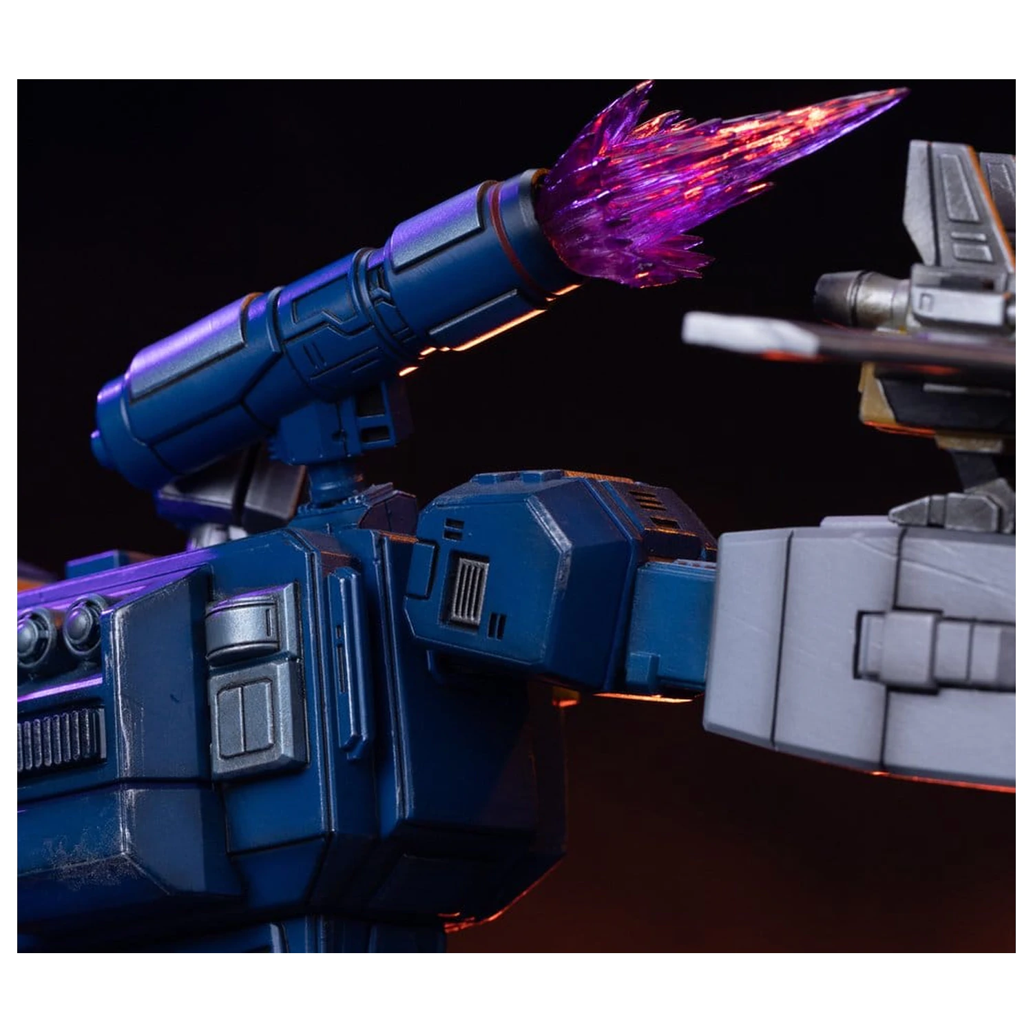 Transformers Demi Scale 1/20 Soundwave szobor figura 29 cm termékfotó