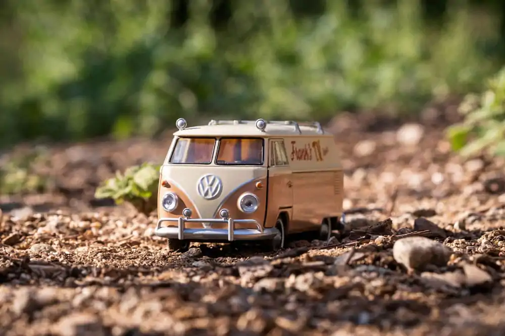 Transformers Diecast Model 1/32 1967 VW Bus T7 Wheeljack termékfotó