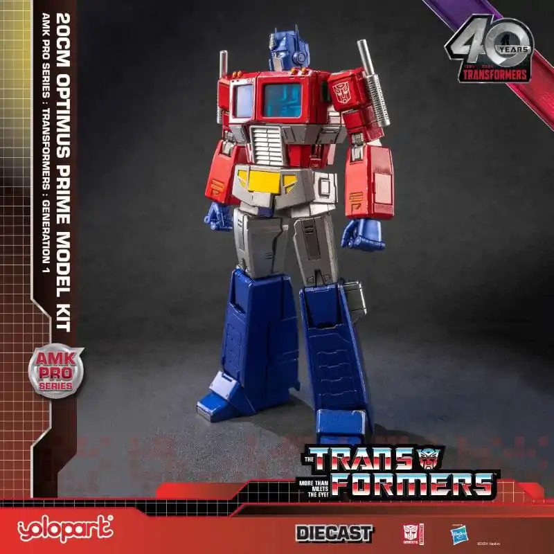 Transformers: Generation One AMK Pro Series Optimus Prime Műanyag modell készlet 20 cm termékfotó