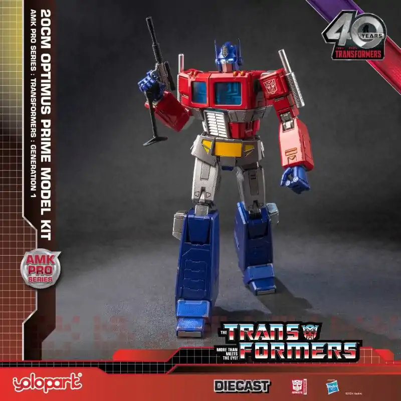 Transformers: Generation One AMK Pro Series Optimus Prime Műanyag modell készlet 20 cm termékfotó