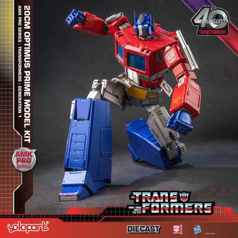 Transformers: Generation One AMK Pro Series Optimus Prime Műanyag modell készlet 20 cm termékfotó