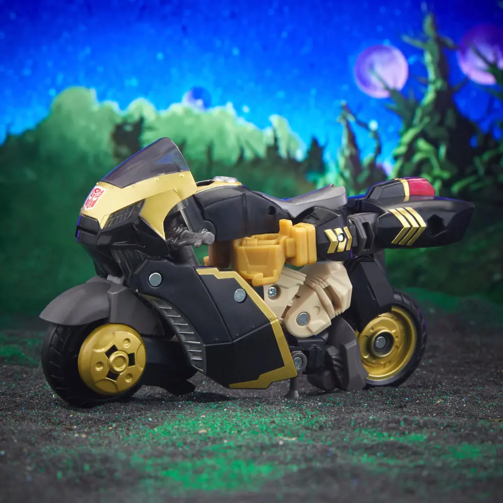 Transformers Generations Legacy Evolution Deluxe Animated Universe Prowl akciófigura 14 cm termékfotó