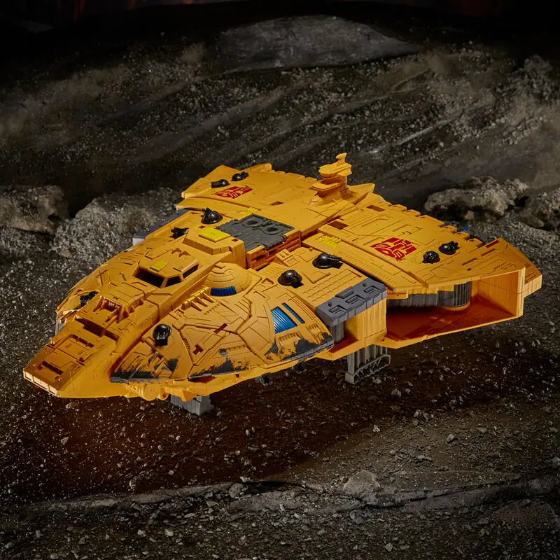 Transformers Generations War for Cybertron: Kingdom Titan WFC-K30 Autobot Ark figura 48cm termékfotó