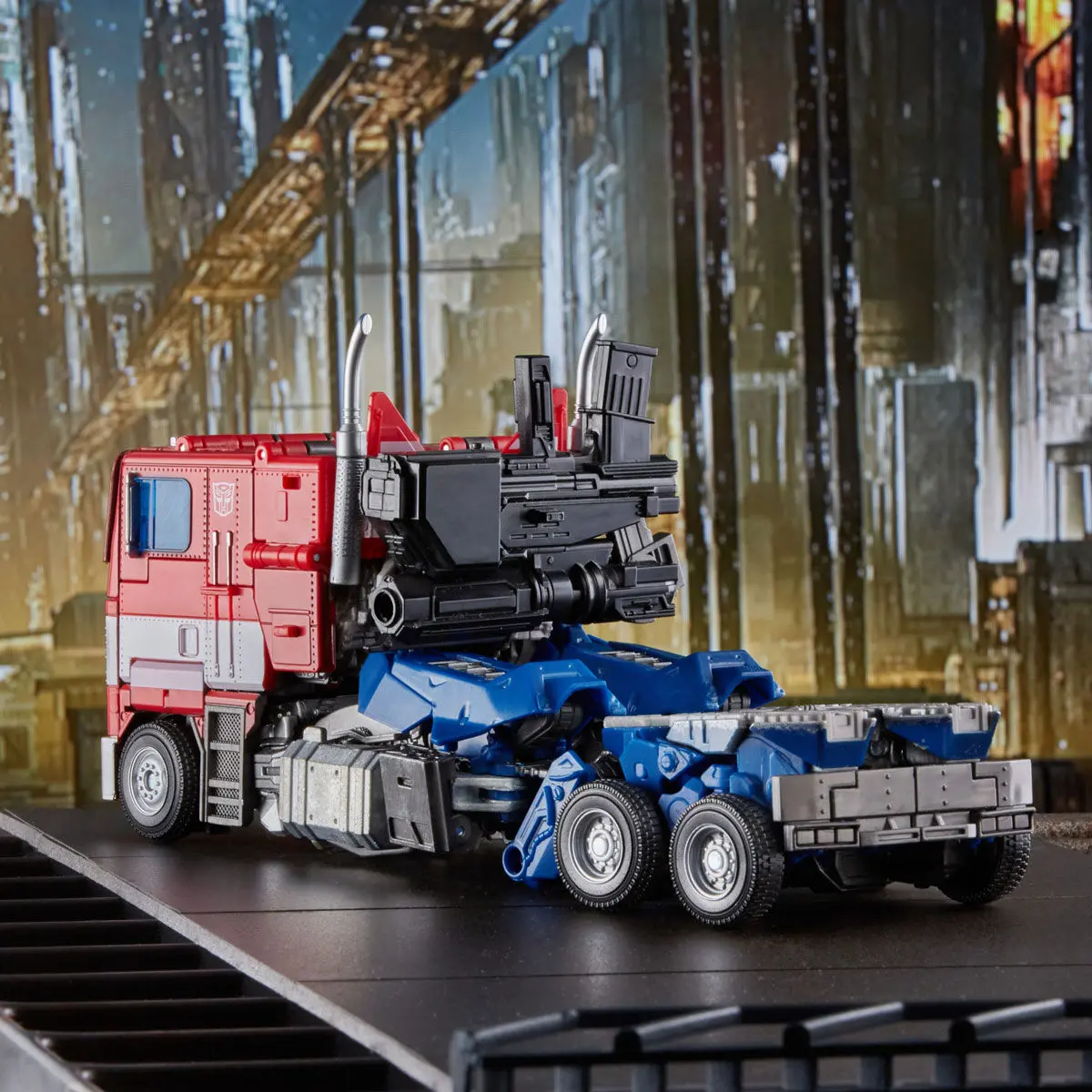 Transformers Move Masterpiece Bumblebee Optimus Prime 27cm termékfotó