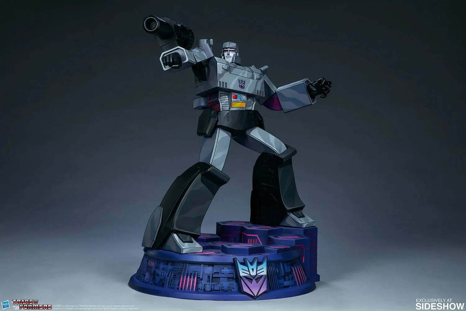 Transformers Museum Scale Megatron - G1 szobor figura 62 cm termékfotó