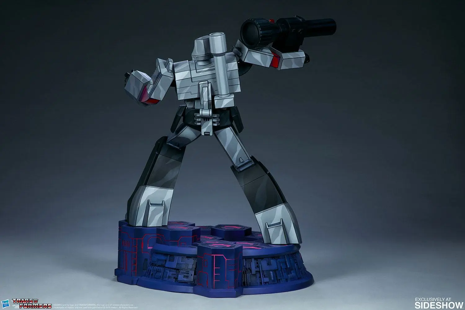 Transformers Museum Scale Megatron - G1 szobor figura 62 cm termékfotó