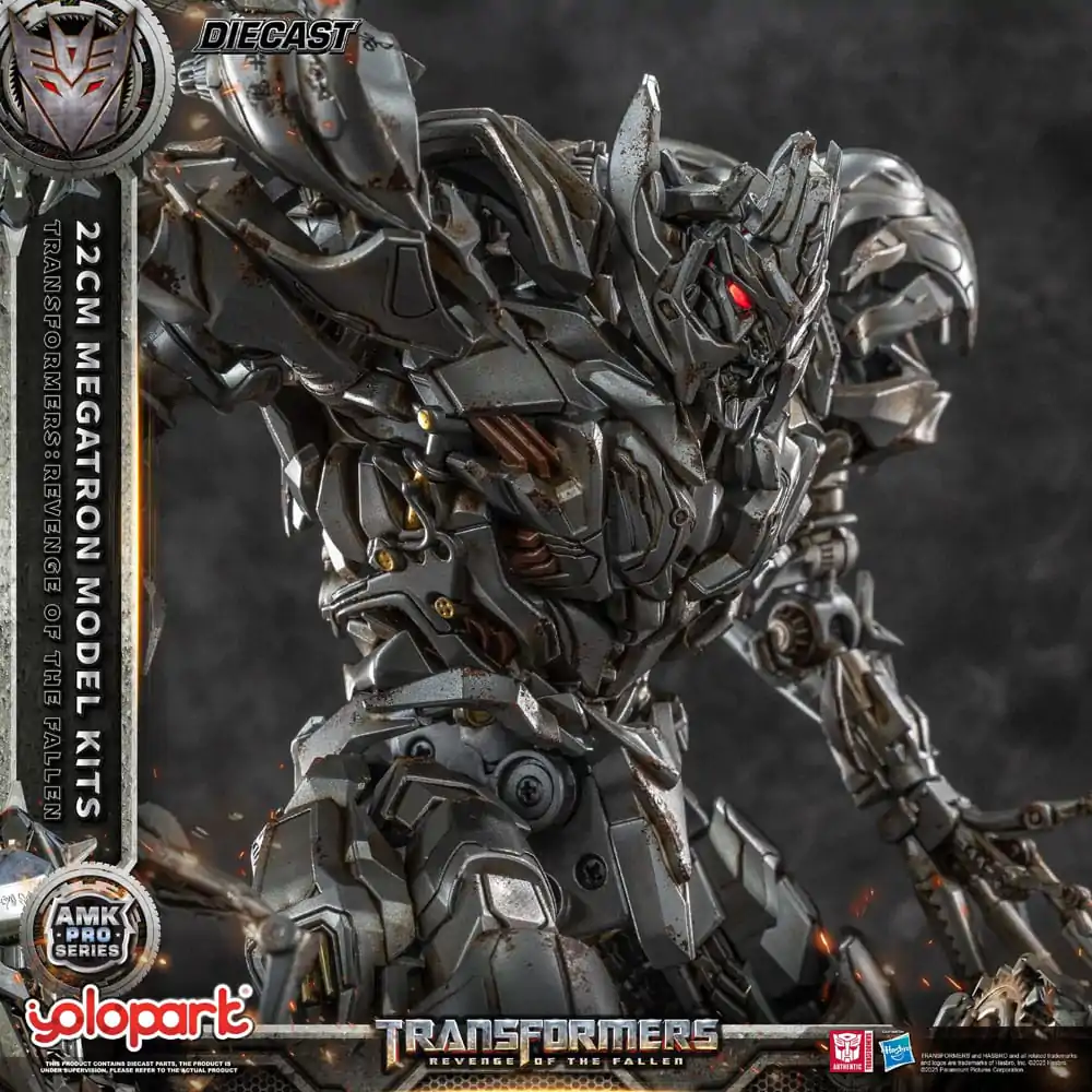 Transformers: Revenge of the Fallen AMK Pro Series Megatron (Oversea Version) Műanyag modell készlet 22 cm   termékfotó