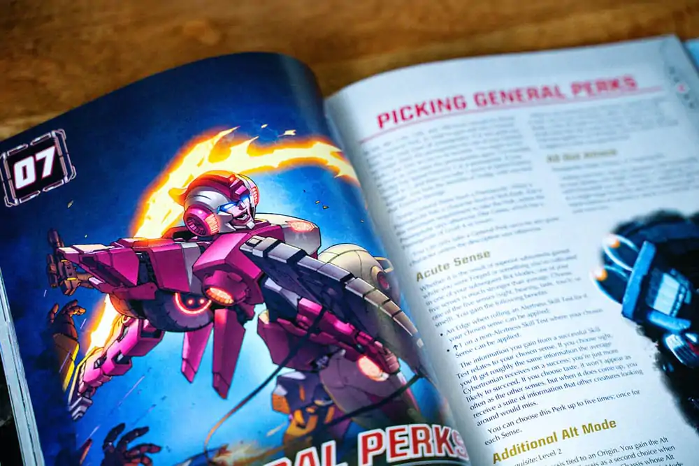 Transformers RPG Core Rulebook angol nyelvű termékfotó