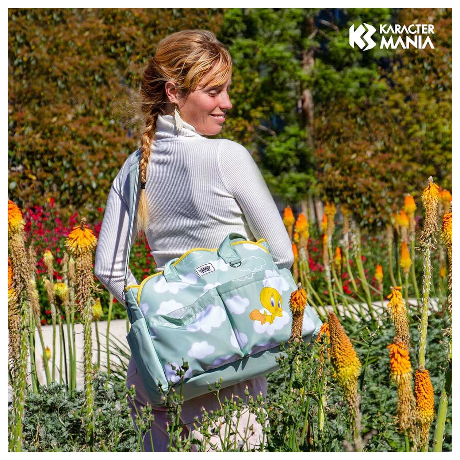 Tweety Clouds kismama táska termékfotó