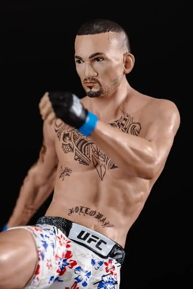 UFC Posed Max Holloway PVC szobor figura 18 cm termékfotó