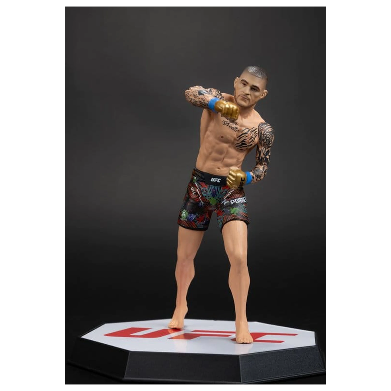 UFC Posed PVC szobor figura Dustin Poirier 16 cm termékfotó