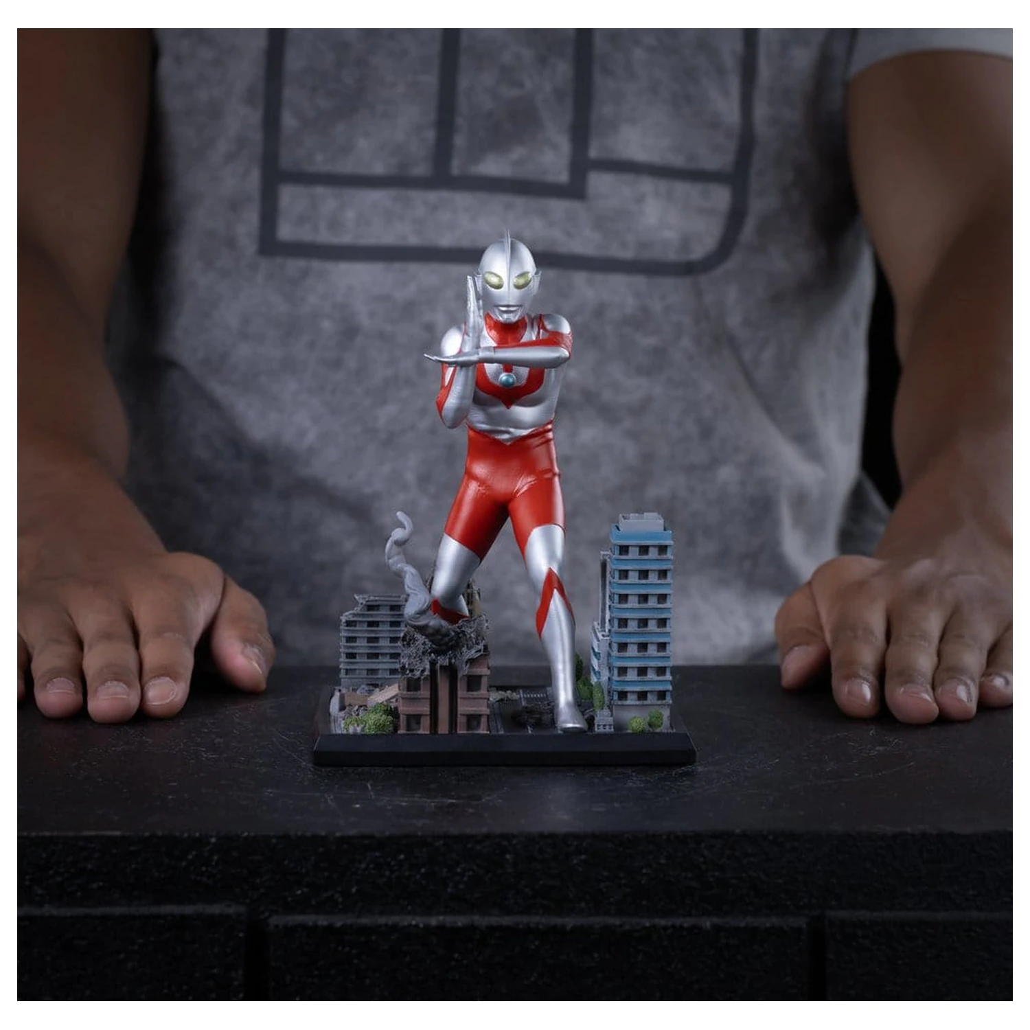 Ultraman Art Scale 1/10 Ultraman szobor figura 18 cm termékfotó