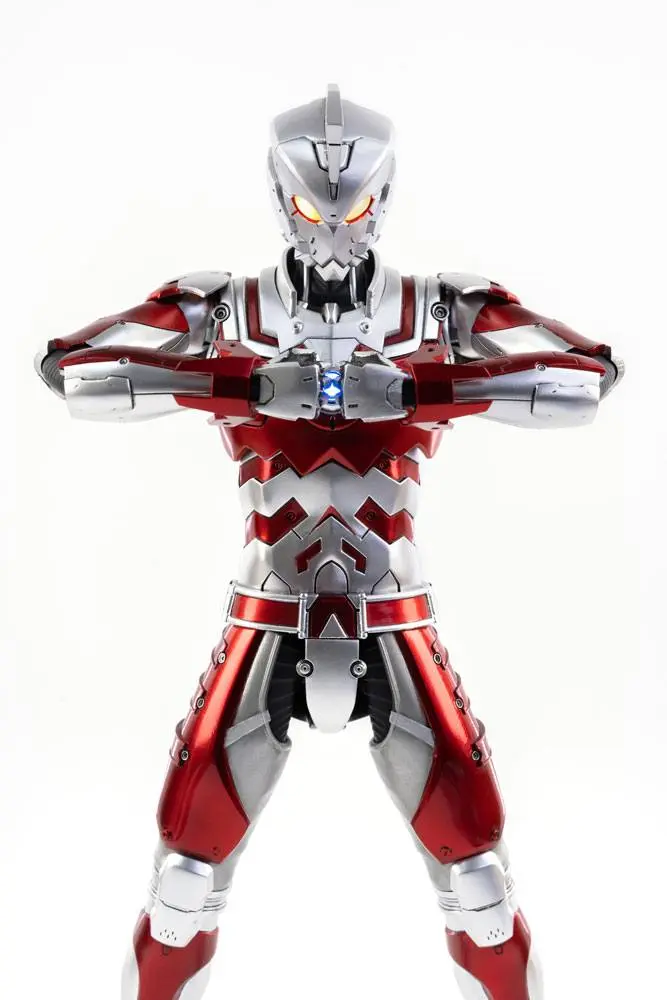 Ultraman FigZero akciófigura 1/6 Ultraman Ace Suit Anime Version 29 cm termékfotó