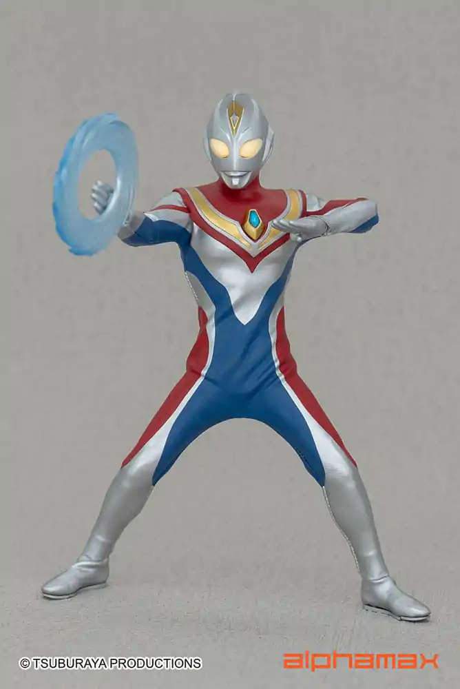Ultraman Light-Up Dyna akciófigura 16 cm termékfotó