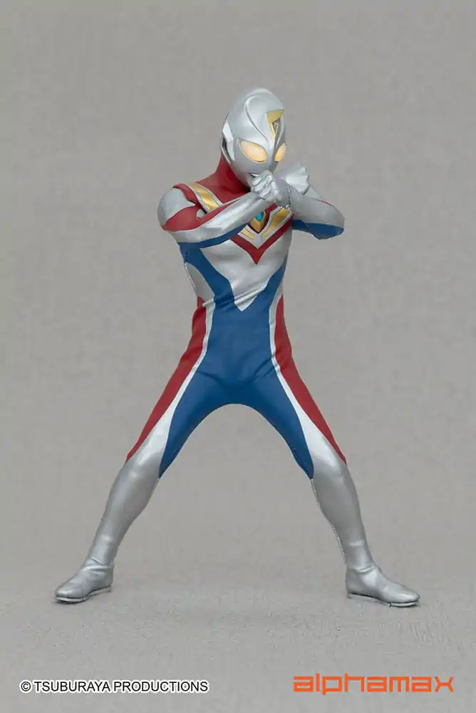 Ultraman Light-Up Dyna akciófigura 16 cm termékfotó