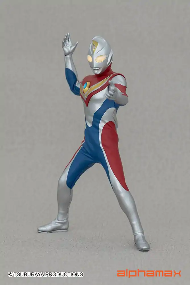 Ultraman Light-Up Dyna akciófigura 16 cm termékfotó
