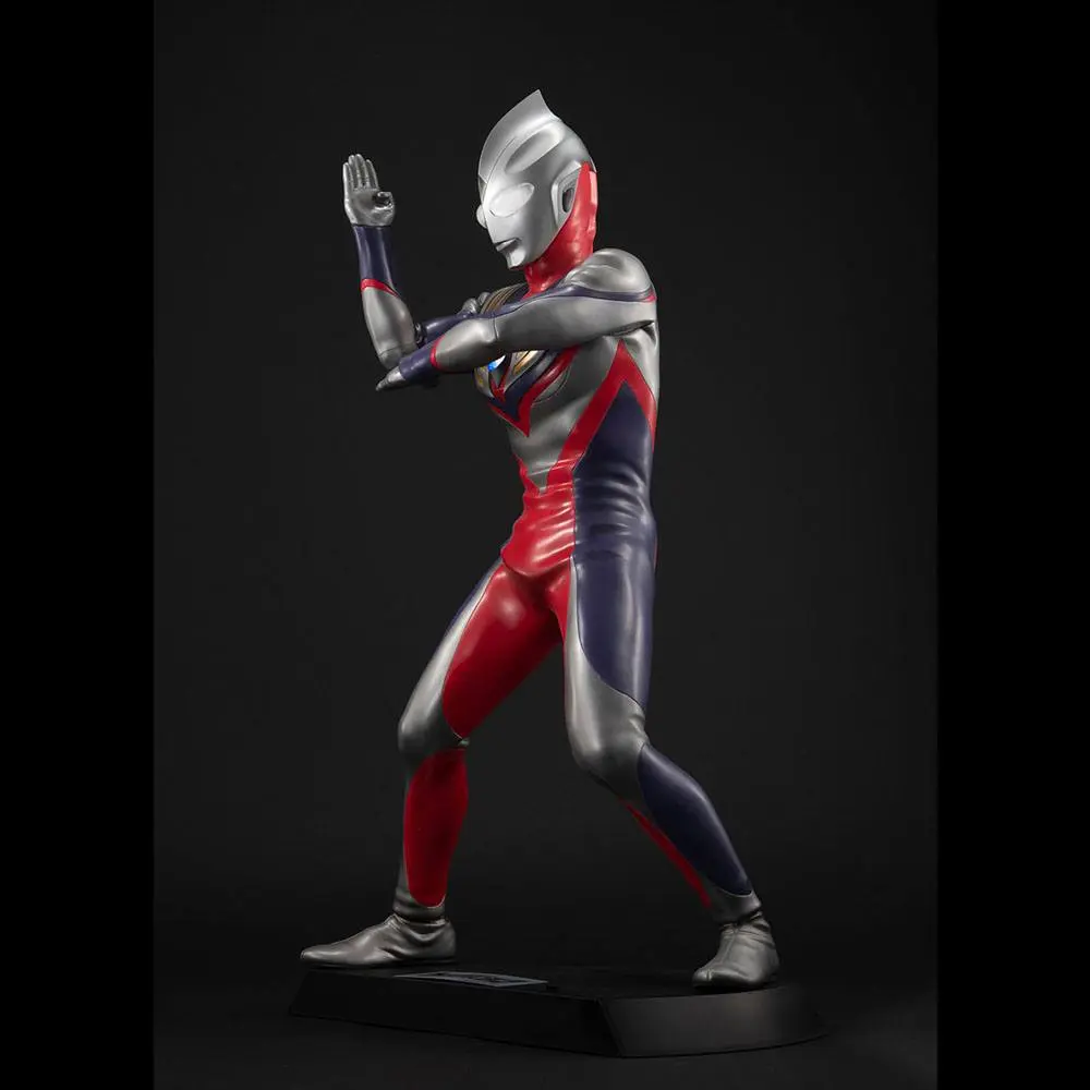 Ultraman Light-Up Ultimate Article Ultraman Tiga (Multi Type) figura 40 cm termékfotó