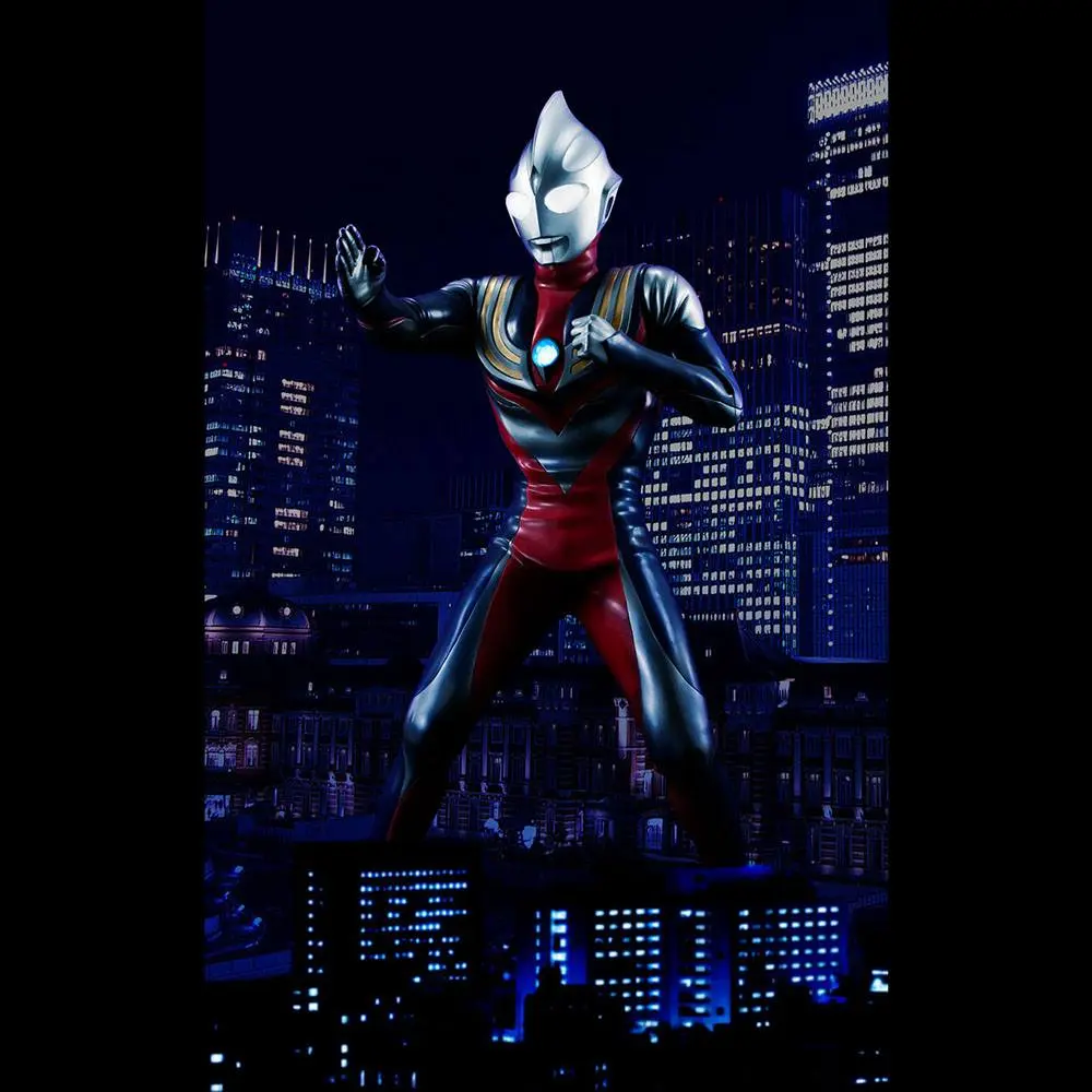 Ultraman Light-Up Ultimate Article Ultraman Tiga (Multi Type) figura 40 cm termékfotó