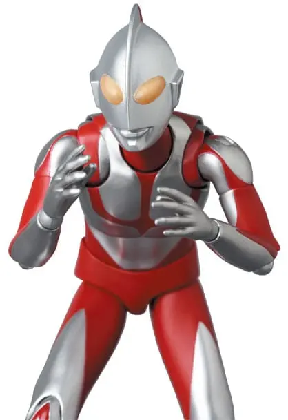Ultraman MAFEX Ultraman (DX Ver.) akciófigura 16 cm termékfotó