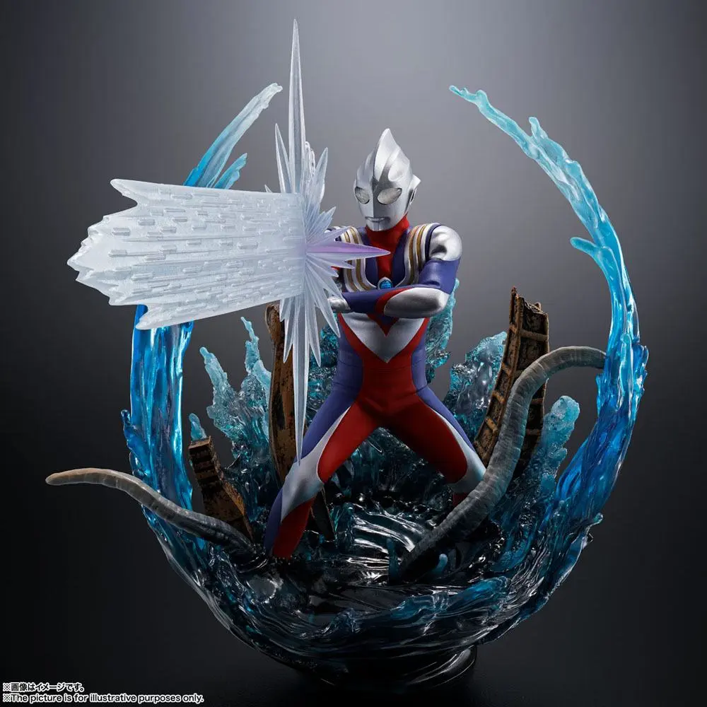 Ultraman Tiga FiguartsZERO Ultraman Tiga Multi Type PVC szobor figura 22 cm termékfotó
