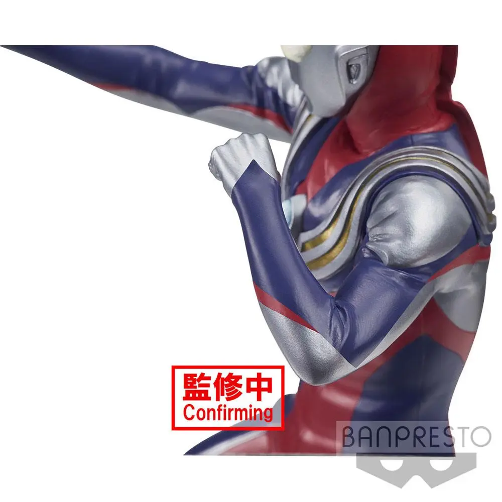 Ultraman Tiga Hero's Brave PVC szobor figura Ultraman Tiga Day &amp; Night Special Ver. 18 cm termékfotó