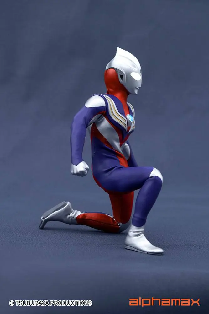 Ultraman Tiga Light-Up Tiga akciófigura 16 cm termékfotó