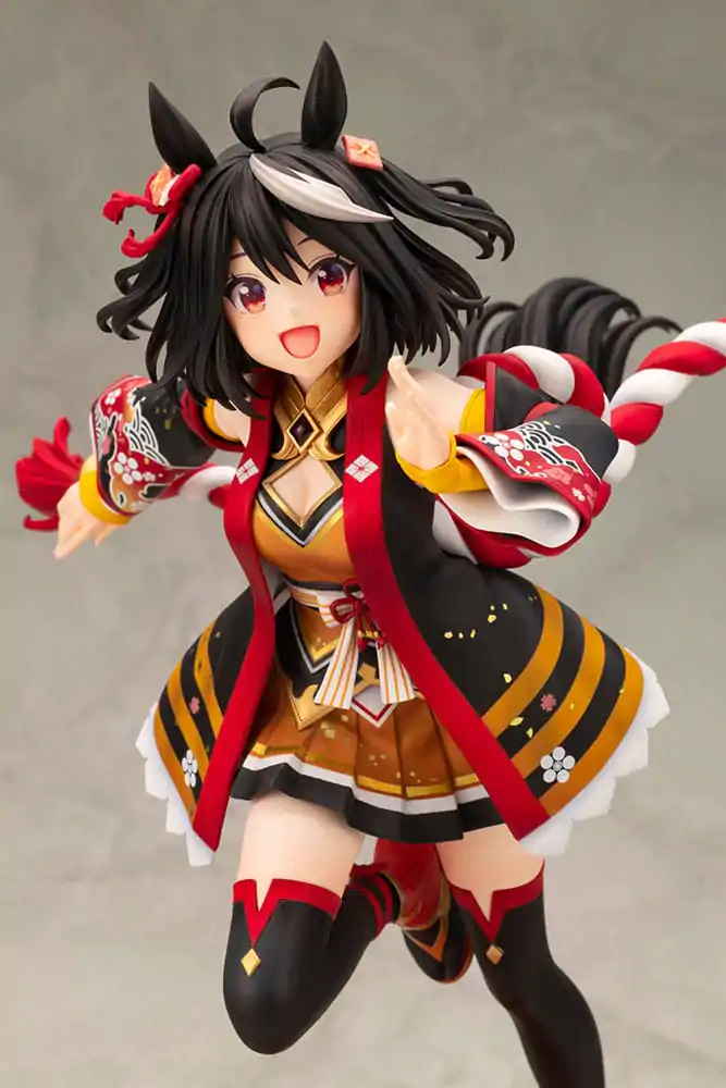 Uma Musume Pretty Derby PVC Statue 1/7 Outrunning the Encroaching Heat Kitasan Black 30 cm termékfotó