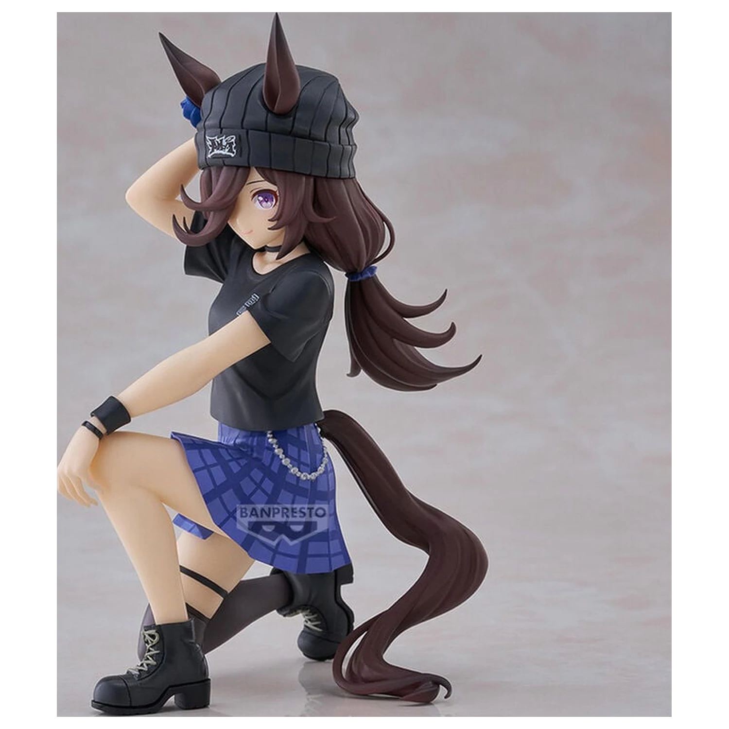 Umamusume Pretty Derby Rice Shower figura 14cm termékfotó