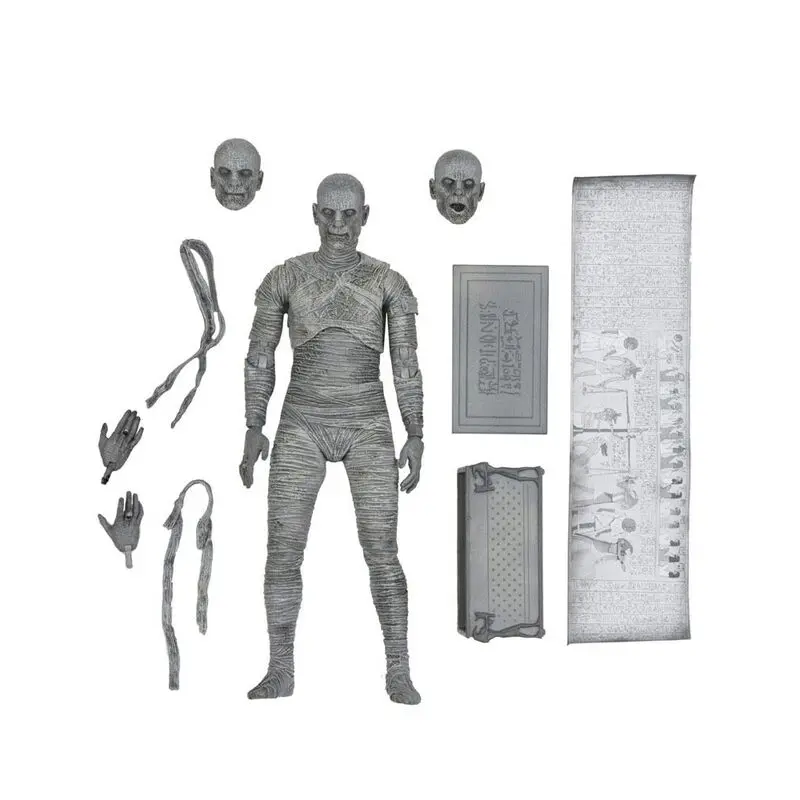 Universal Monsters Mummy Black and White Ultimate figura 18cm termékfotó